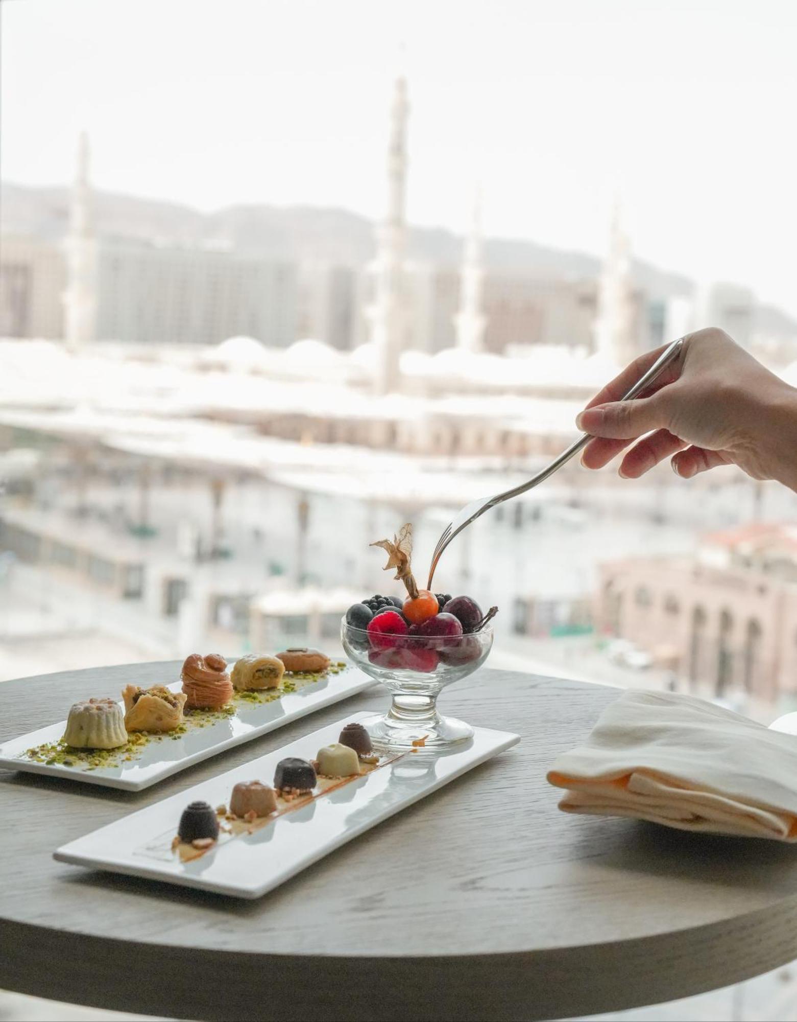 Rotana Al Manakha Madinah Hotel Medina Bagian luar foto