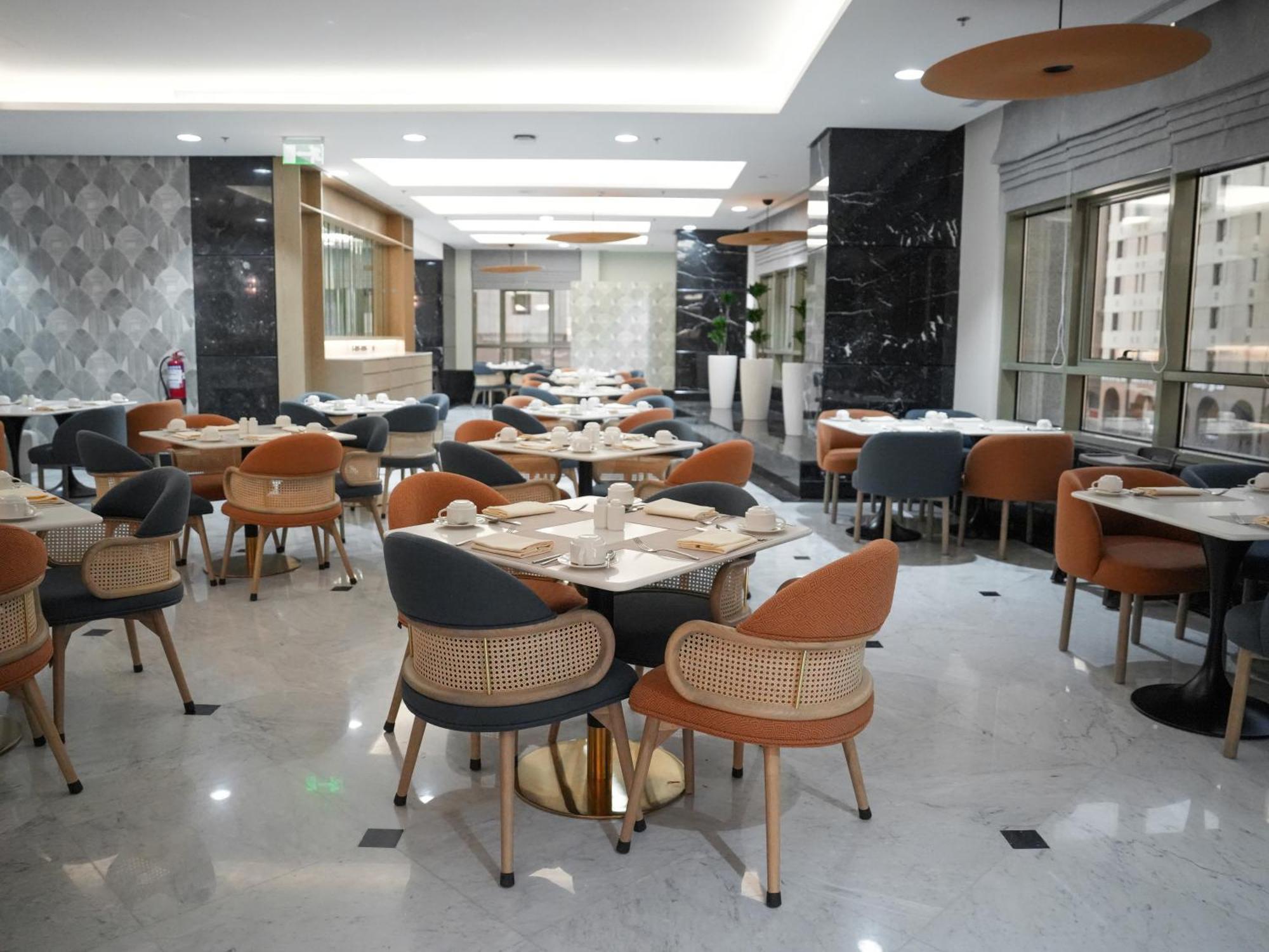 Rotana Al Manakha Madinah Hotel Medina Bagian luar foto